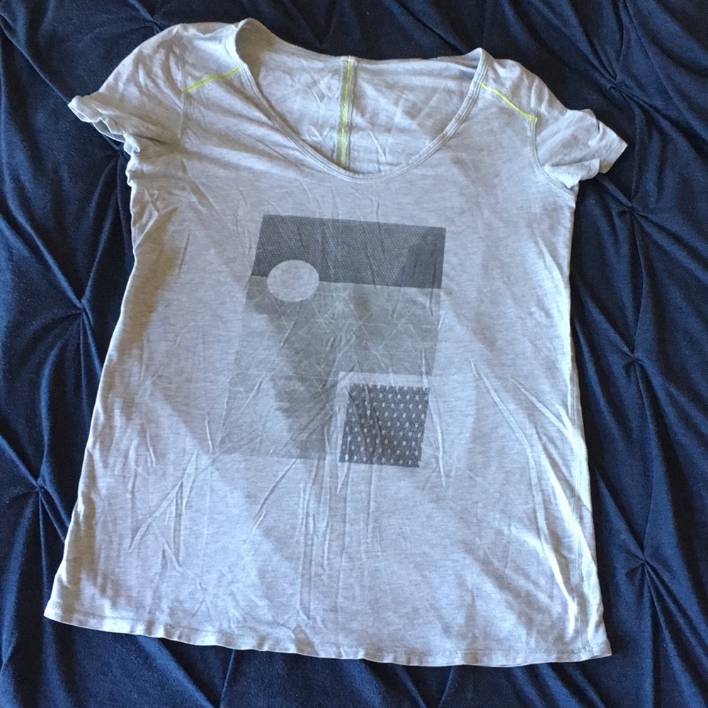 Lululemon top